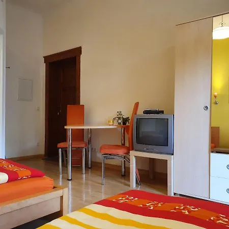 Refugium Ueberm Schwansee Weimar (Thuringia)